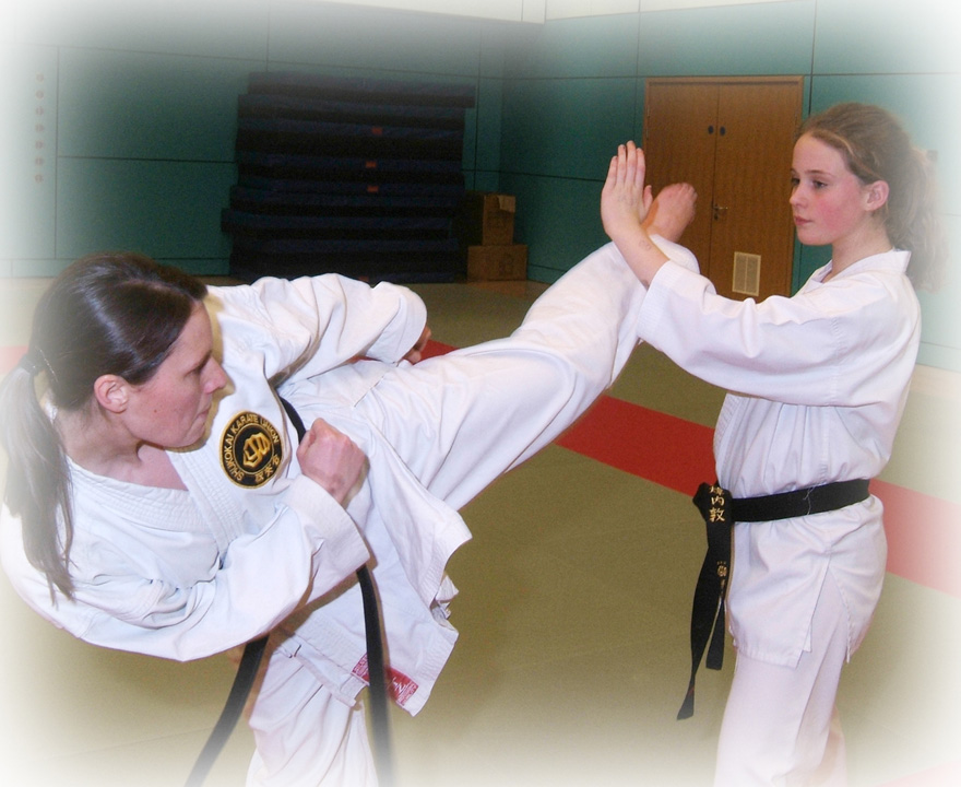 Karate Teenager Girls